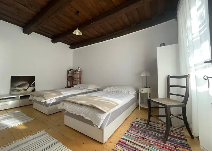 Pajta Vendeghaz Salfoeld * Salfold