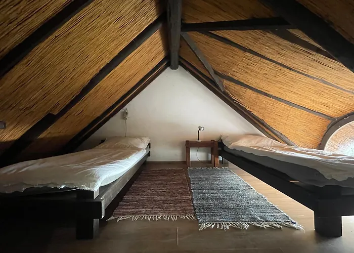 Pajta Vendeghaz Salfoeld * Salfold