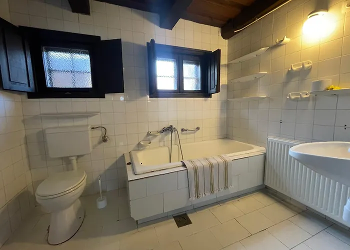 Pajta Vendeghaz Salfoeld * Salfold